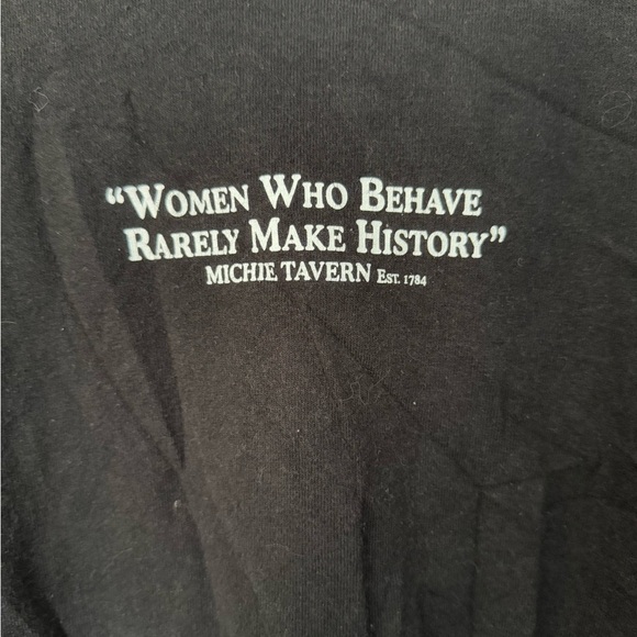 Black Graphic Tee with Quote - Picture 2 of 6